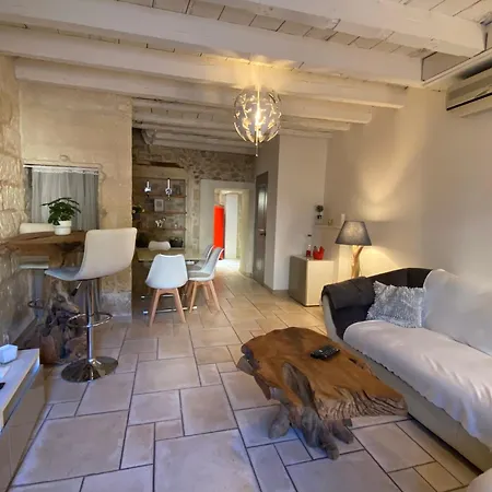 Bienvenue Au 6 - Calme Et Charme De La Pierre. Holiday home *