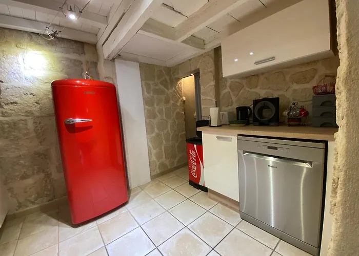 Bienvenue Au 6 - Calme Et Charme De La Pierre. Fourques (Gard)