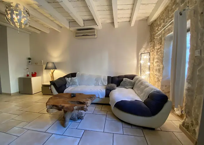 Nyaraló Bienvenue Au 6 - Calme Et Charme De La Pierre.
